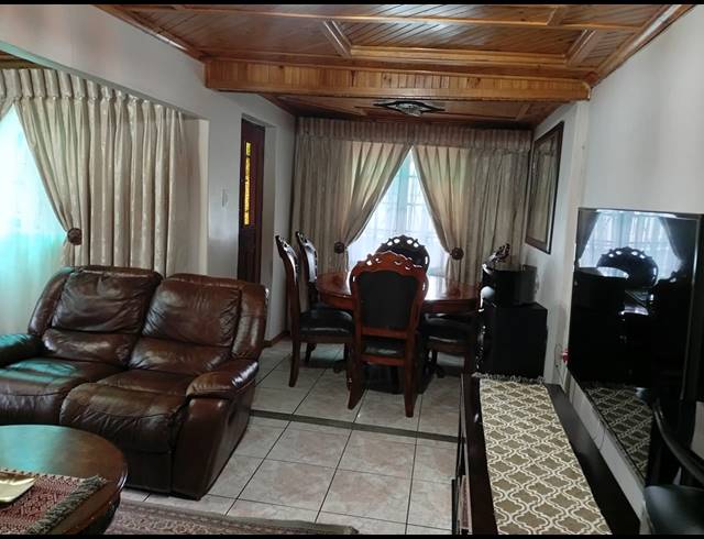 3 BEDROOM HOUSE FOR SALE IN MANDELA PARK